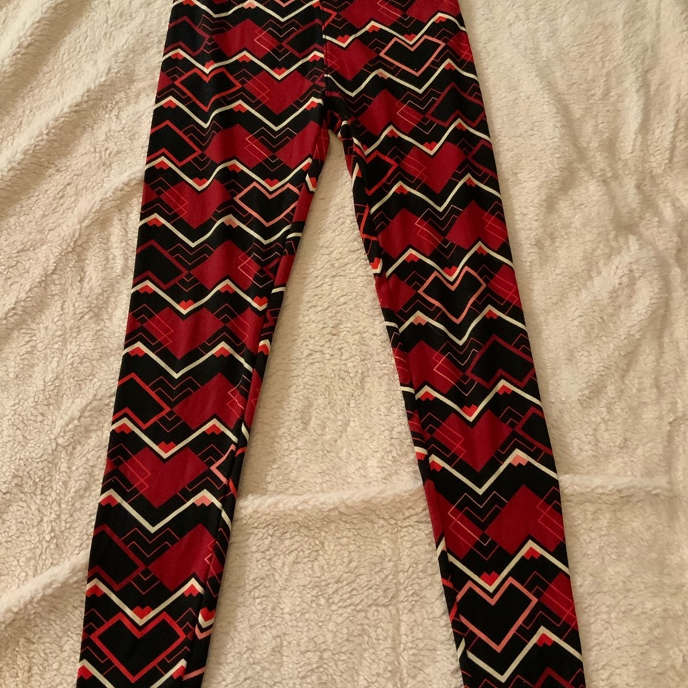 OS - LuLaroe “Valentine’s Day” Leggings